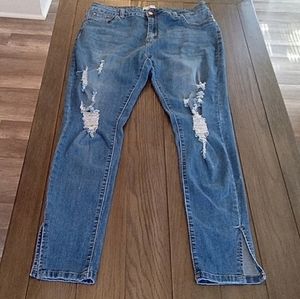 Juniors plus distressed denim